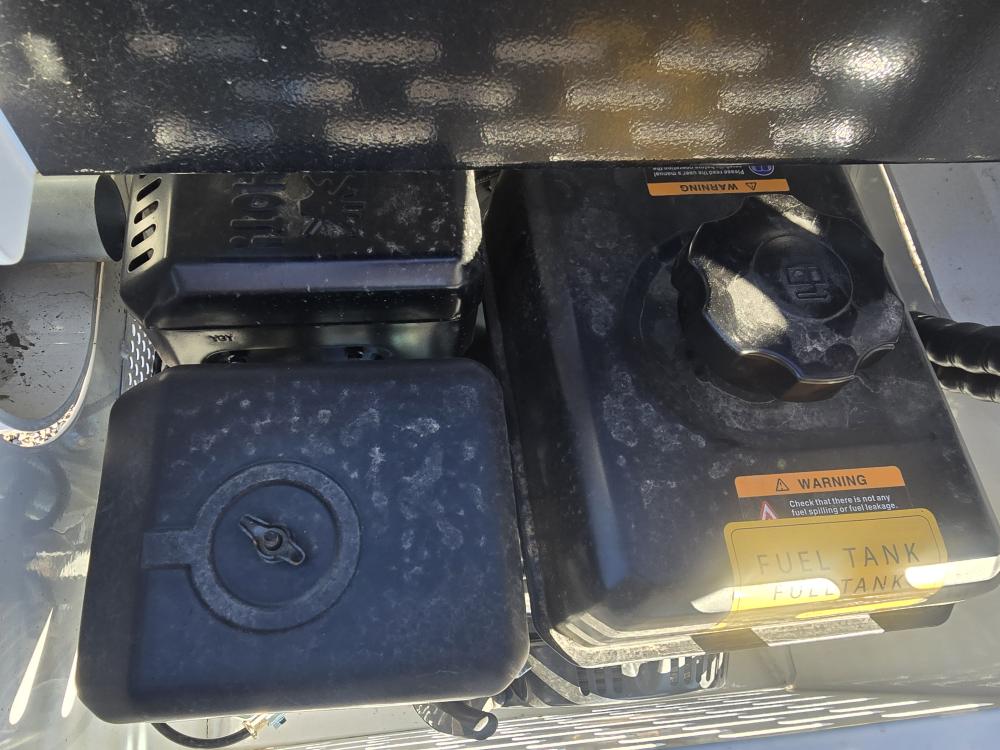 CARGADOR FRONTAL SOBRE ORUGAS