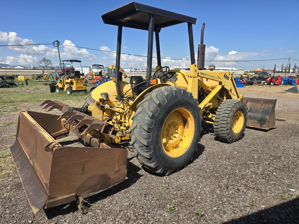 CARGADOR CON NIVELADORA