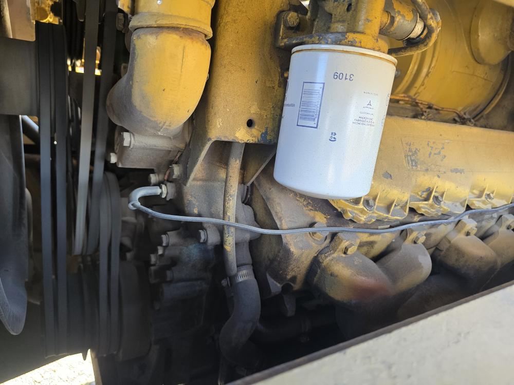 MONTACARGAS CAT. 15 TON. 