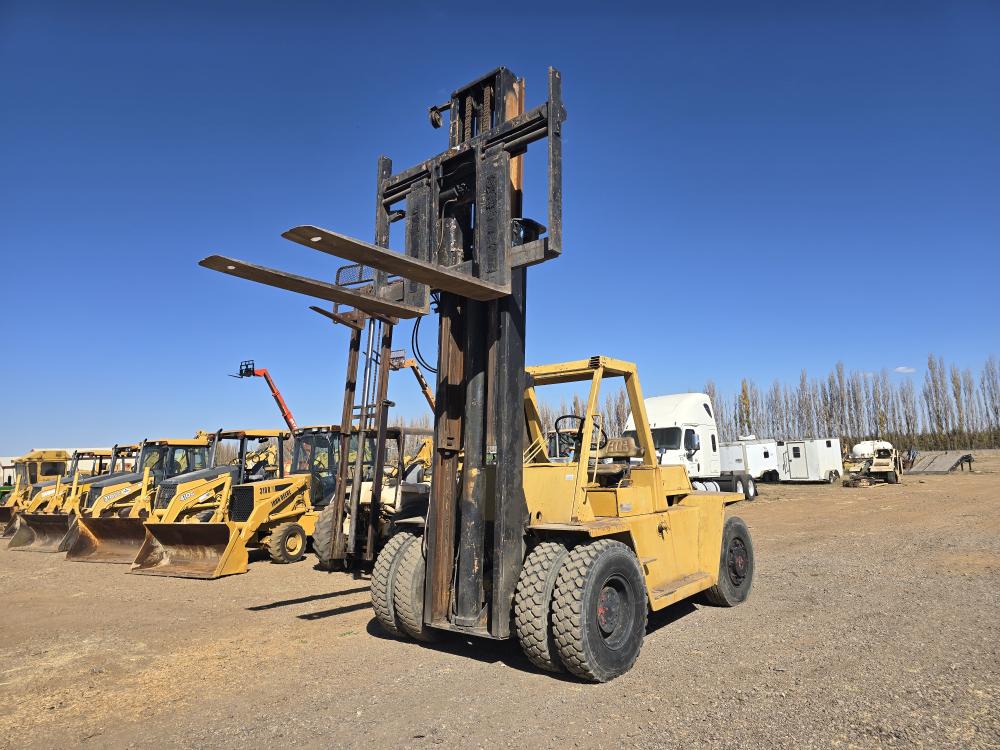 MONTACARGAS CAT. 15 TON. 