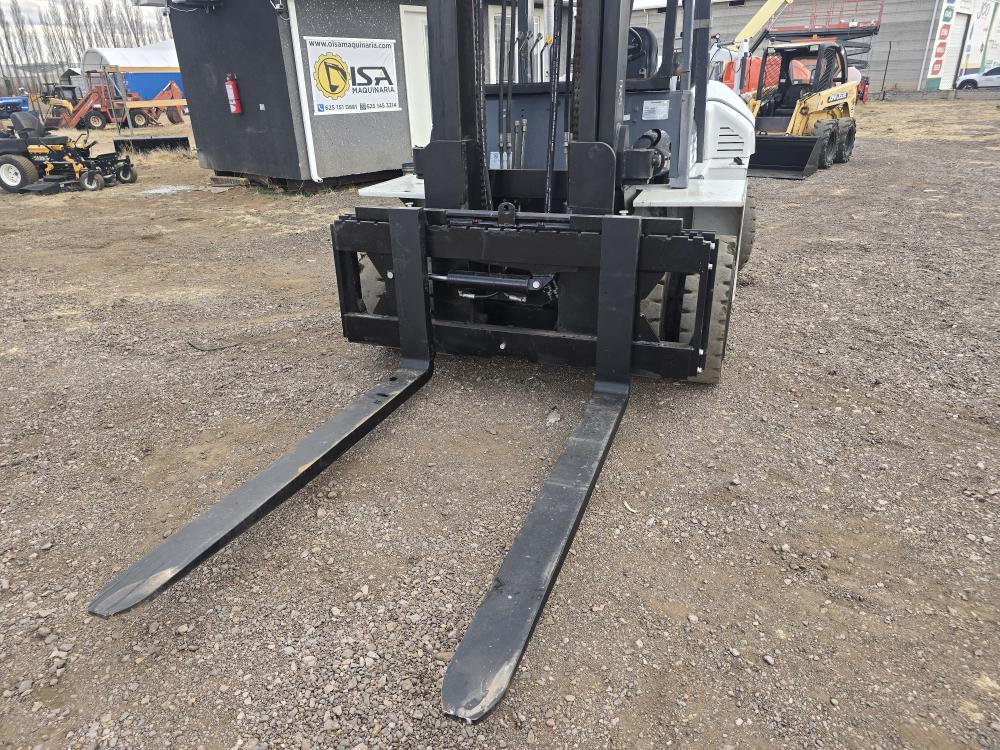 MONTACARGAS 15 MIL. LIBRAS