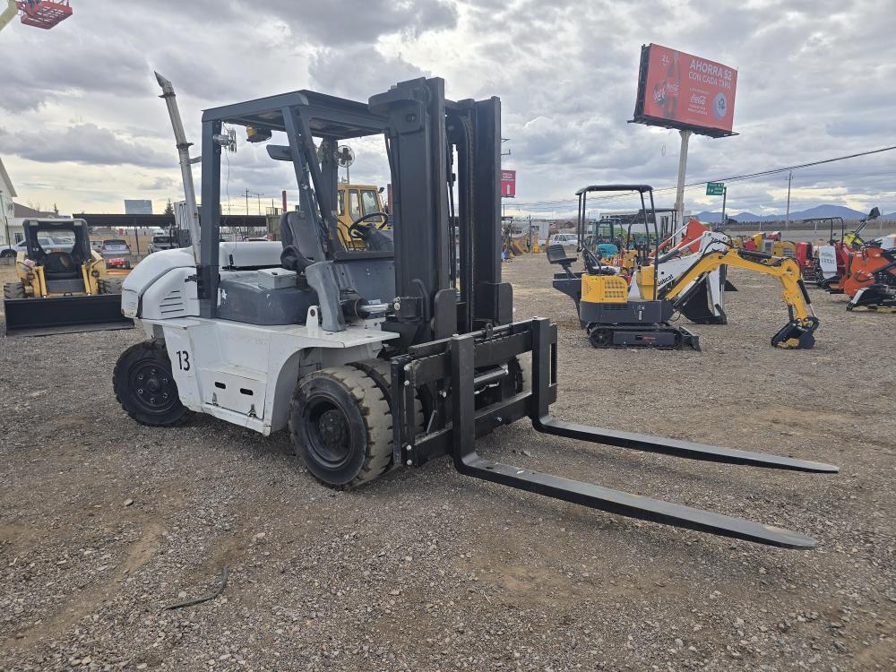 MONTACARGAS 15 MIL. LIBRAS