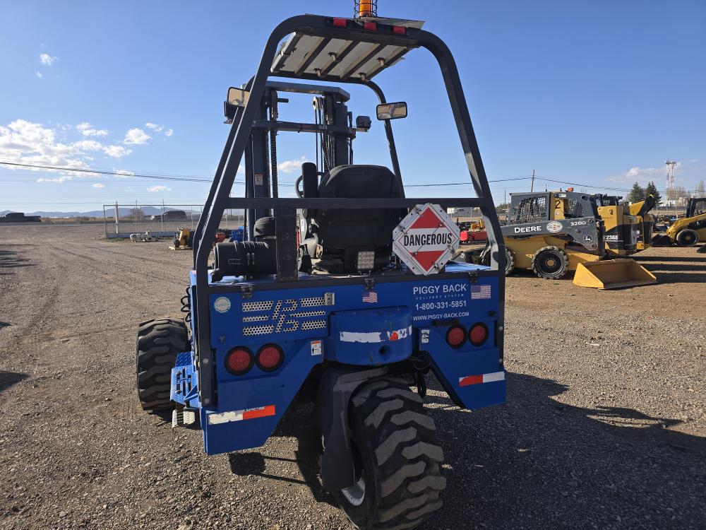 MONTACARGAS BLOQUERO