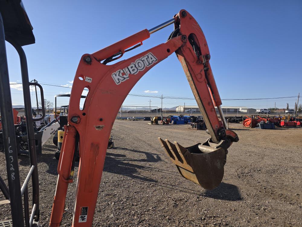 MINIEXCAVADORA KUBOTA