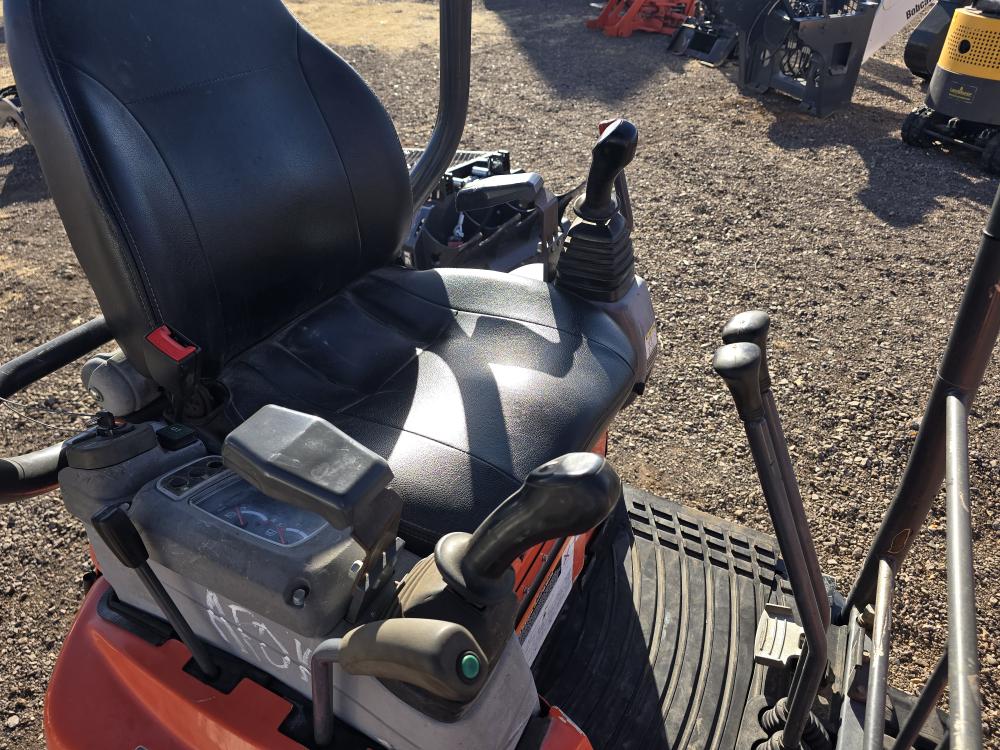 MINIEXCAVADORA KUBOTA