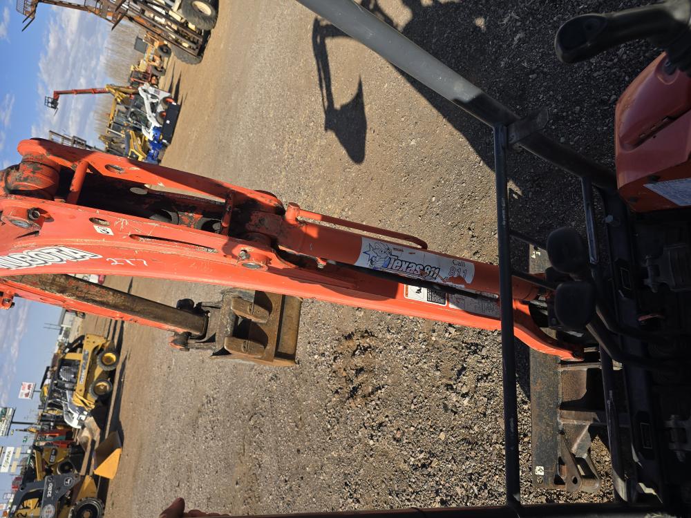 MINIEXCAVADORA KUBOTA