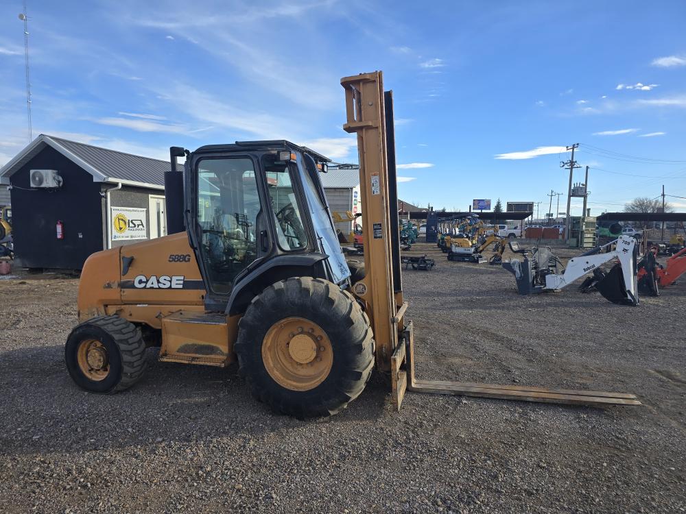 MONTACARGAS TODO TERRENO 4X4