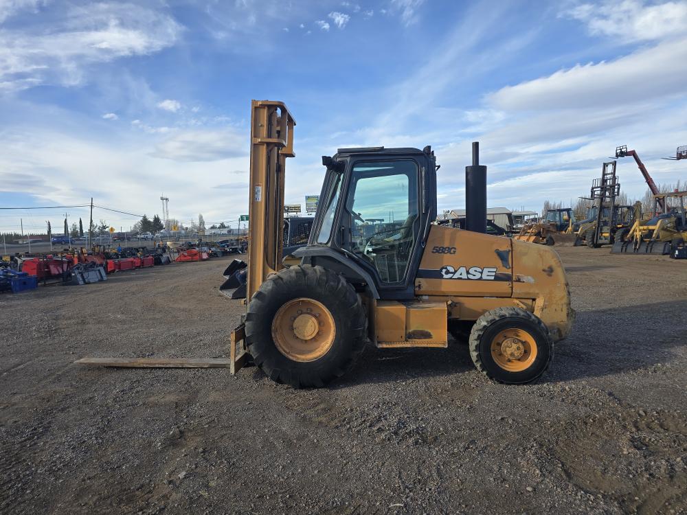 MONTACARGAS TODO TERRENO 4X4