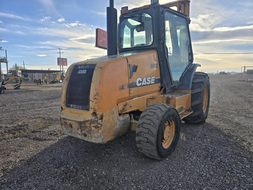 MONTACARGAS TODO TERRENO 4X4