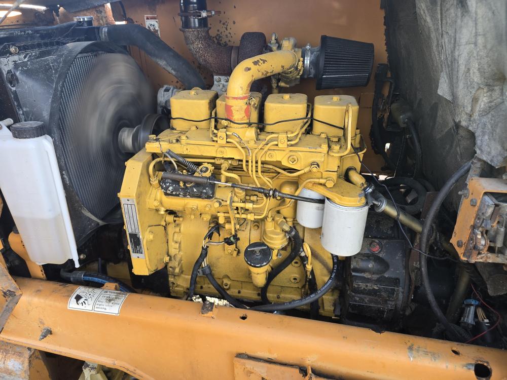 MONTACARGAS TODO TERRENO 4X4