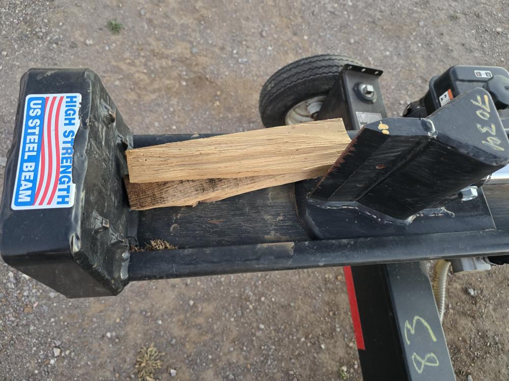 ACHA CORTA MADERA CON MOTOR