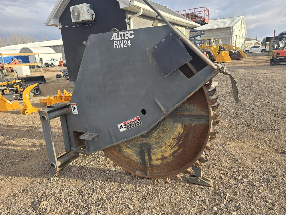 ZANJADORA DE DISCO PARA MINICARGADOR